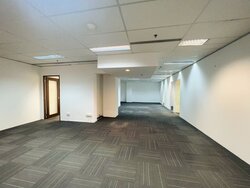 Robinson 112 (D1), Office #482971211